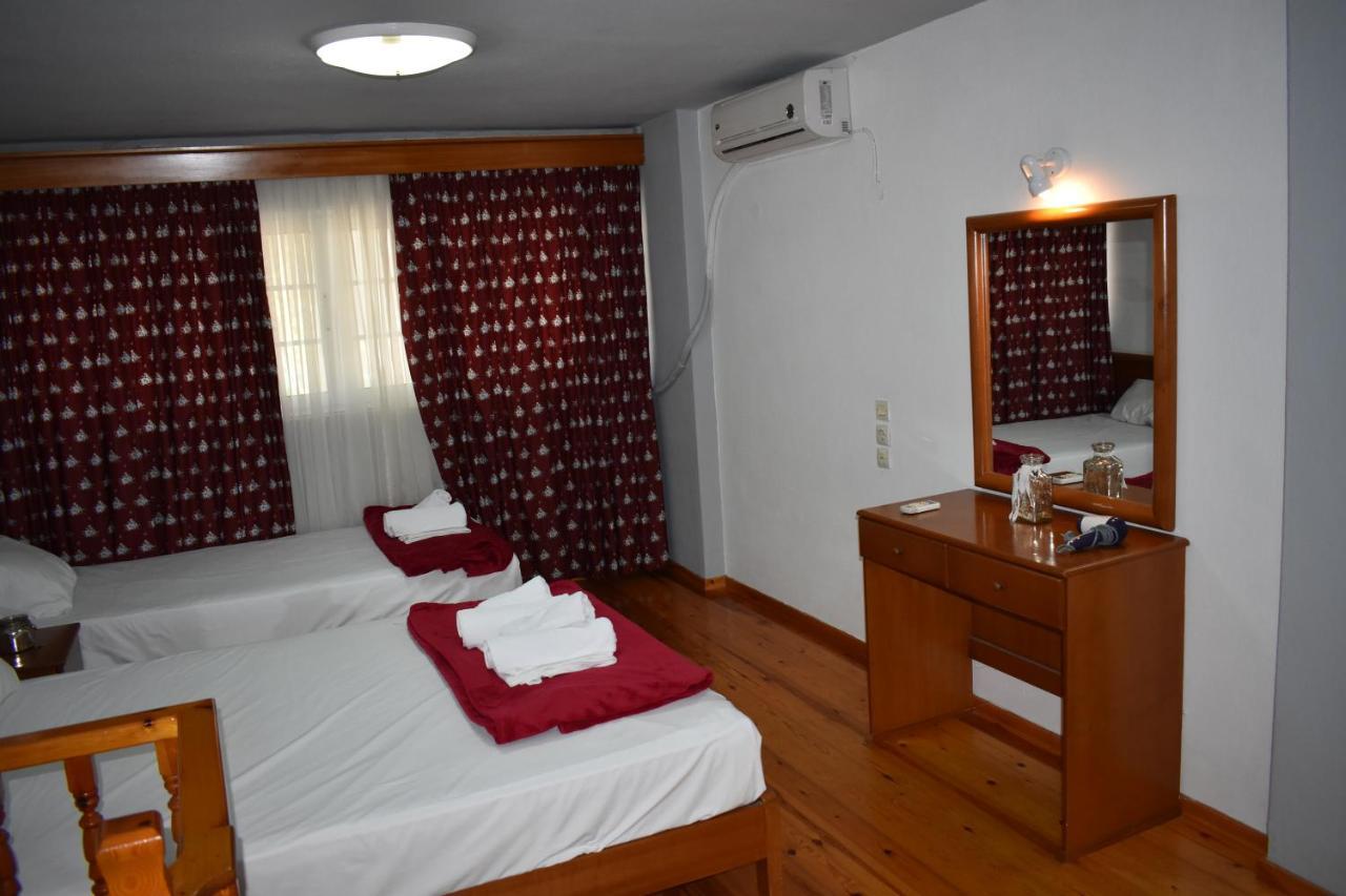 Galanis Studios And Apartments ปลาตาโมนาส ภายนอก รูปภาพ