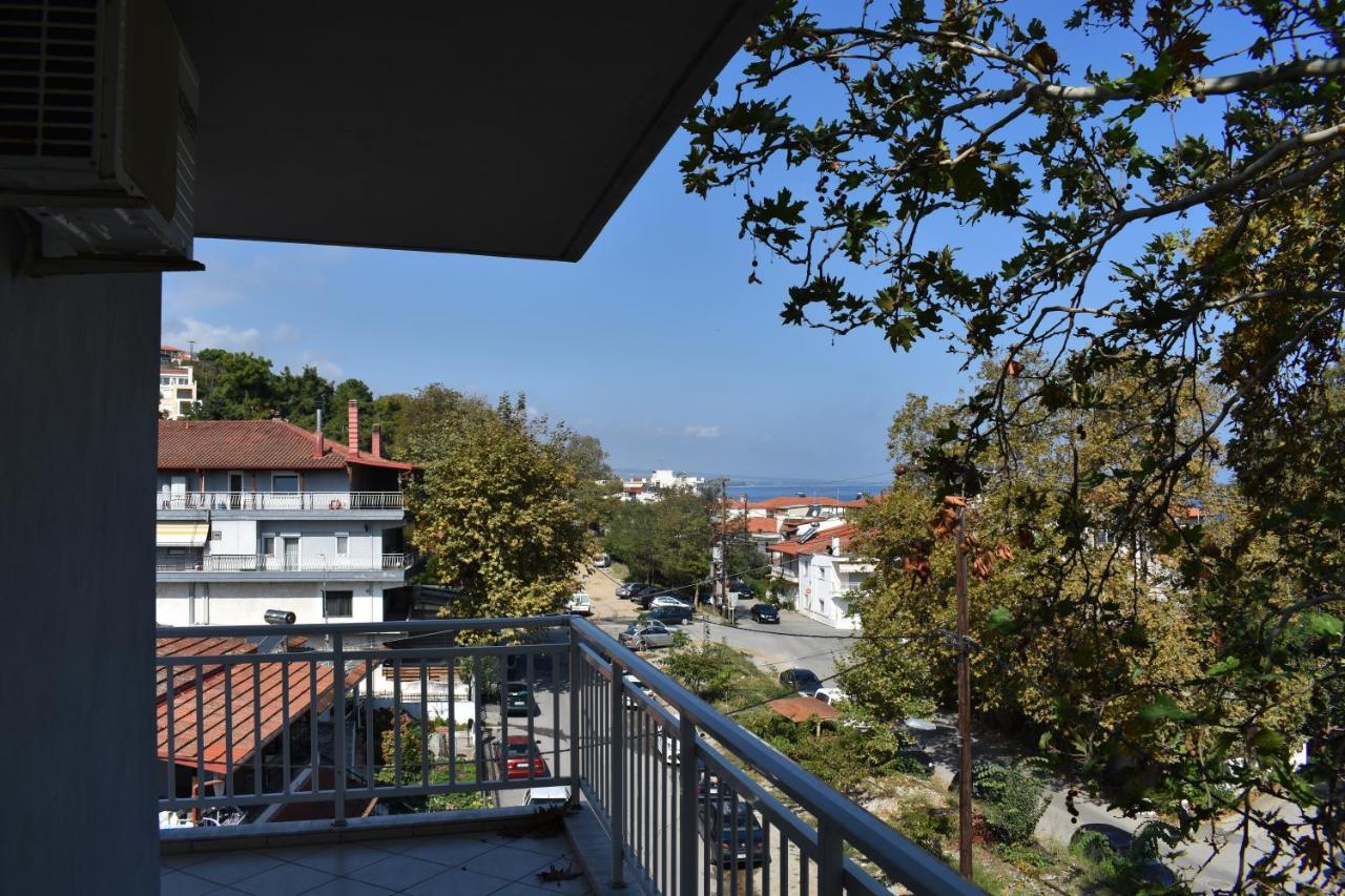 Galanis Studios And Apartments ปลาตาโมนาส ภายนอก รูปภาพ